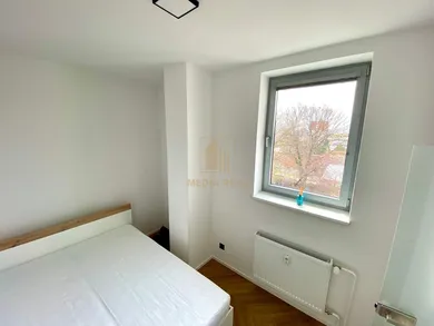 Na prenájom 3-izbový byt, 90 m², Nové Mesto nad Váhom