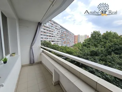 Na predaj 1-izbový byt, 38 m², Bratislava-Petržalka, Gessayova