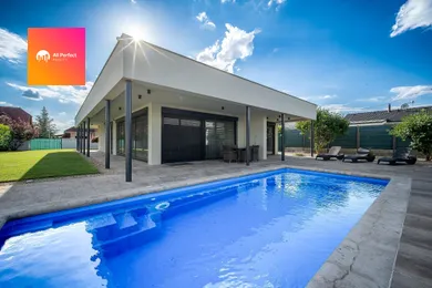 Domy na sprzedaż, 6-pokojowe, Trenčín · €480 000