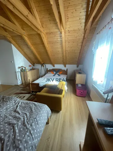 Na predaj rekreačný dom, 290 m², Levice