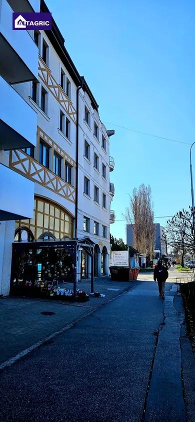 Na predaj objekt, 85 m², Komárno, Petőfiho ul.