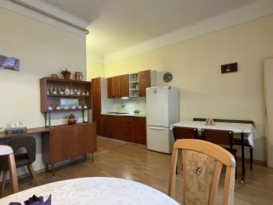 Na predaj 3-izbový byt, 97 m², Nitra, Štúrova