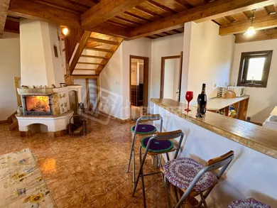 Na predaj dom, 170 m², Ižipovce