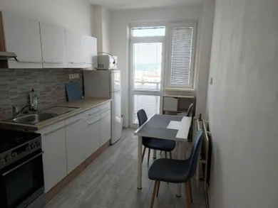 Mieszkania na wynajem, 3-pokojowe, Banská Bystrica · €750