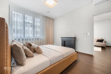 Na predaj 3-izbový byt, 98 m², Bratislava-Staré Mesto, Medená