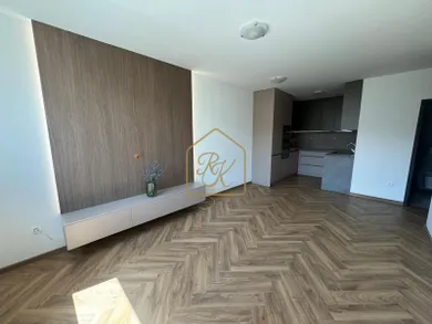 Mieszkania na sprzedaż, 2-pokojowe, Nitra · €250 000