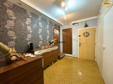 Na predaj 2-izbový byt, 68 m², Levice