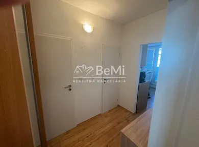 Na predaj 1-izbový byt, 36 m², Nitra, Na Hôrke
