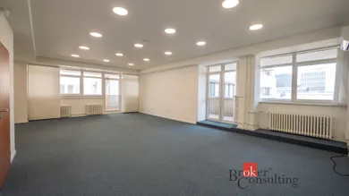 Na predaj komerčné v Bratislava-Ružinov · €269 000 · Čiastočná rekonštrukcia