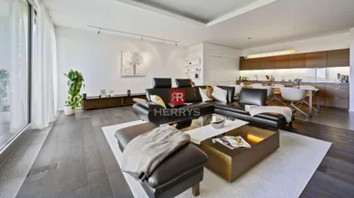 Na prenájom 3-izbový byt, 50 m², Bratislava-Staré Mesto