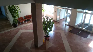 Na prenájom komerčné, 19 m², Zvolen, Hronská