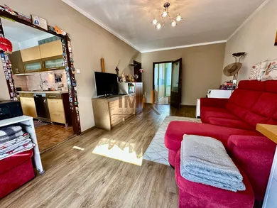 Na predaj 3-izbový byt, 75 m², Nové Zámky, G. Bethlena