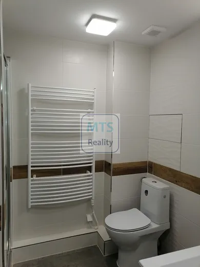 Na prenájom 2-izbový byt, 72 m², Martin, Štúrovo Námestie