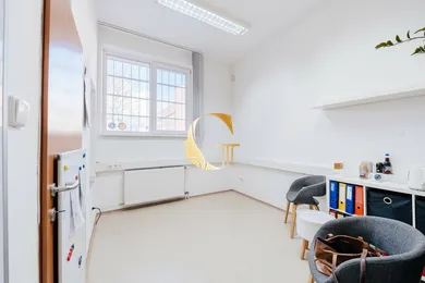 Na prenájom objekt, 165 m², Bratislava-Podunajské Biskupice, Hviezdna