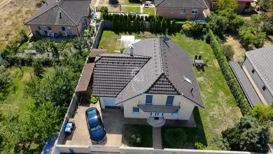 Na predaj dom, 214 m², Pezinok, Záhumenice