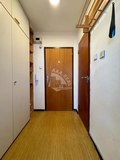 Na prenájom 1-izbový byt, 31 m², Banská Bystrica, Moskovská
