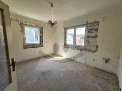 Na predaj 3-izbový dom, 75 m², Bátorove Kosihy
