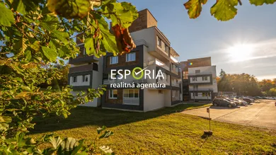 Na predaj 3-izbový byt, 63 m², Prešov, Teriakovská