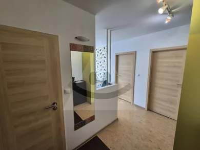 Na predaj 2-izbový byt, 55 m², Žilina, Komenského