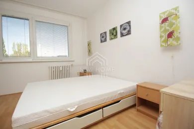 Kiadó lakások, 2-szobás, Bratislava-Petržalka · €525