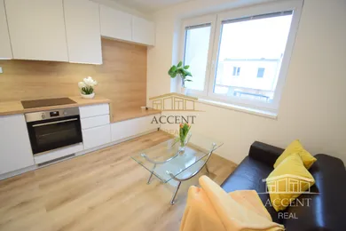 Na prenájom 3-izbový byt, 60 m², Bratislava-Ružinov, Lidická