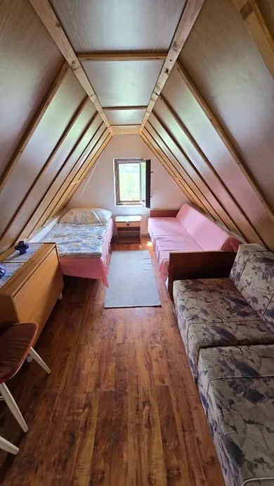 Na predaj 2-izbový rekreačný dom, 40 m², Žemberovce