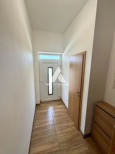 Na predaj 3-izbový dom, 78 m², Kostolište, Hliníky