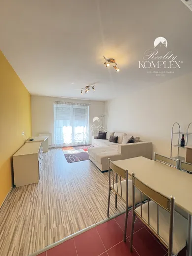 Na prenájom 1-izbový byt, 33 m², Komárno
