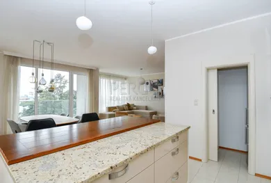 Na prenájom 2-izbový byt, 91 m², Bratislava-Staré Mesto, Mudroňova