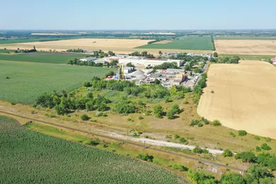 Na prenájom pozemok, Nové Zámky, Komárňanská cesta