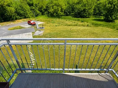 Na predaj 3-izbový byt, 71 m², Tomášikovo