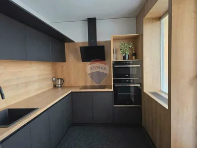 Квартири на продаж, 3-кімнатні, Lučenec · €107 000