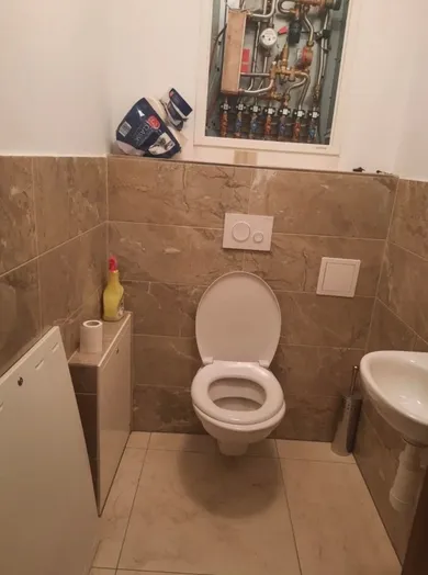 Na predaj 2-izbový byt, 64 m², Bratislava-Petržalka, Údernícka