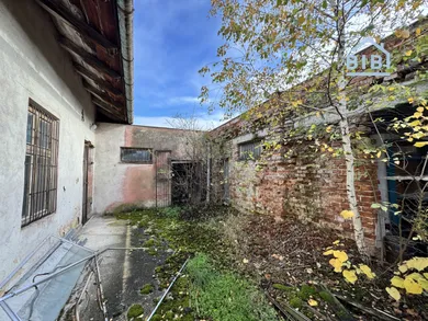 Na predaj objekt, 408 m², Vrbovce