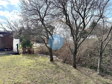 Na predaj pozemok, Bratislava-Rača