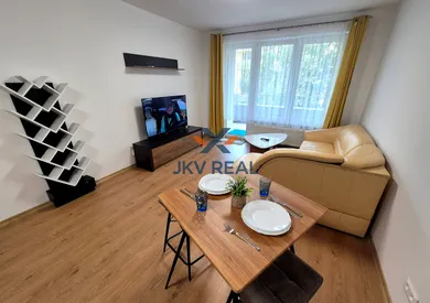 Na prenájom 2-izbový byt, 61 m², Žilina, Pražská