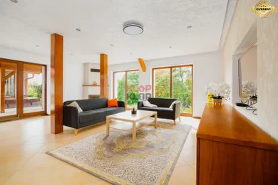 Na predaj 5-izbový dom, 335 m², Blatné, Hradská