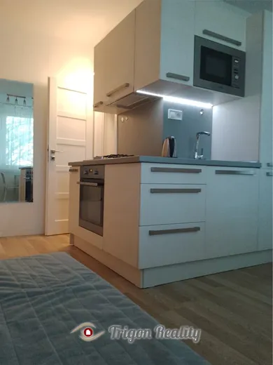 Byty na prenájom 1-izbový, Komárno · €490