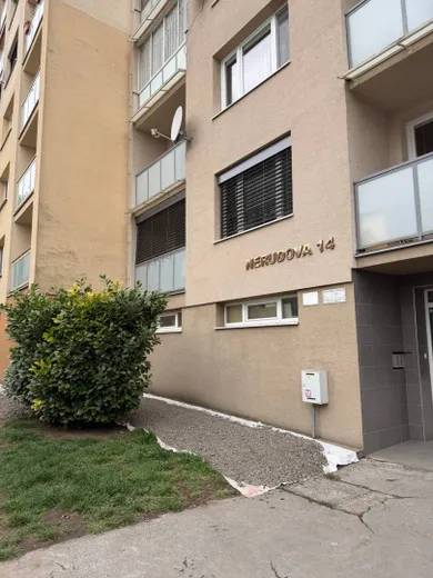 Na predaj 2-izbový byt, 61 m², Trnava, Nerudova