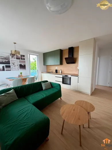 Byty na prenájom 3-izbový, Nitra · €800