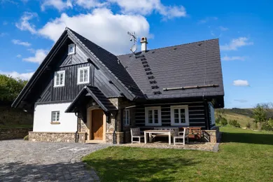 Na predaj rekreačný dom, 300 m², Vrbovce