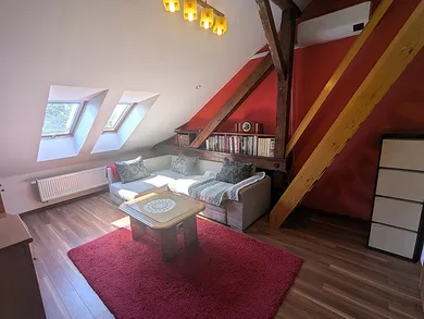 Na prenájom 3-izbový byt, 75 m², Košice-Staré Mesto, Jiskrova