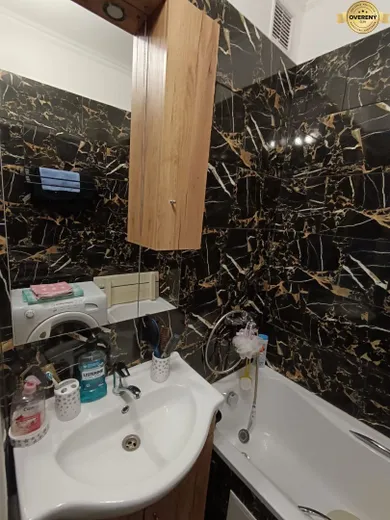 Na predaj 3-izbový byt, 65 m², Nová Baňa