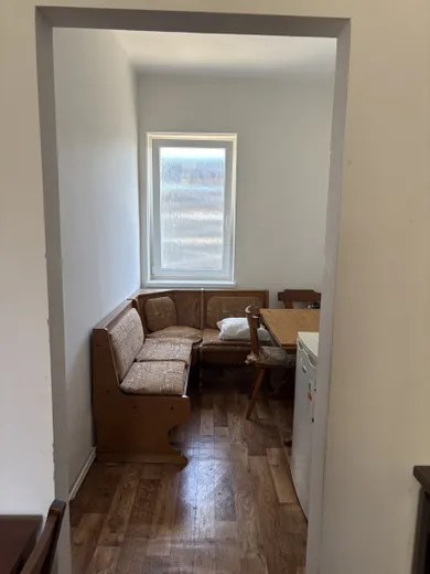 Na prenájom 1-izbový dom, 200 m², Brestovany, Lovčická