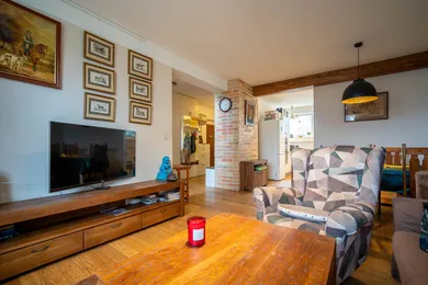 Na predaj dom, 270 m², Bratislava-Rača, Úžiny