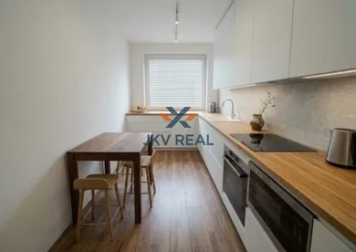 Квартири на продаж, 3-кімнатні, Bratislava-Petržalka · €258 990