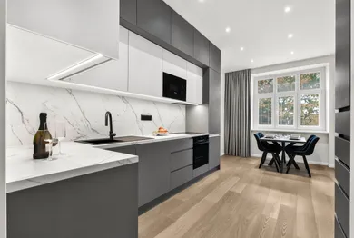 Na prenájom 2-izbový byt, 74 m², Bratislava-Nové Mesto, Americká