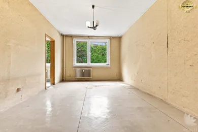 Na predaj 2-izbový byt, 38 m², Bratislava-Dúbravka, Hanulova