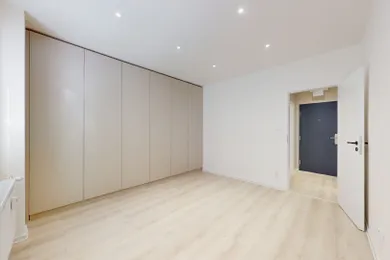 Na predaj 2-izbový byt, 48 m², Bratislava-Ružinov, Radarová