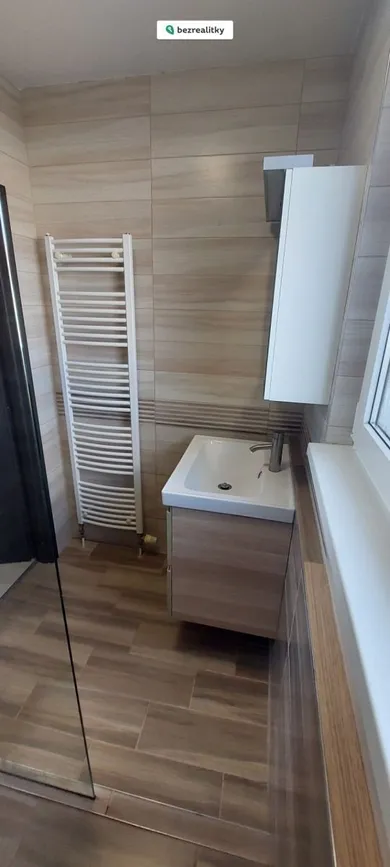 Na predaj 3-izbový byt, 67 m², Šamorín